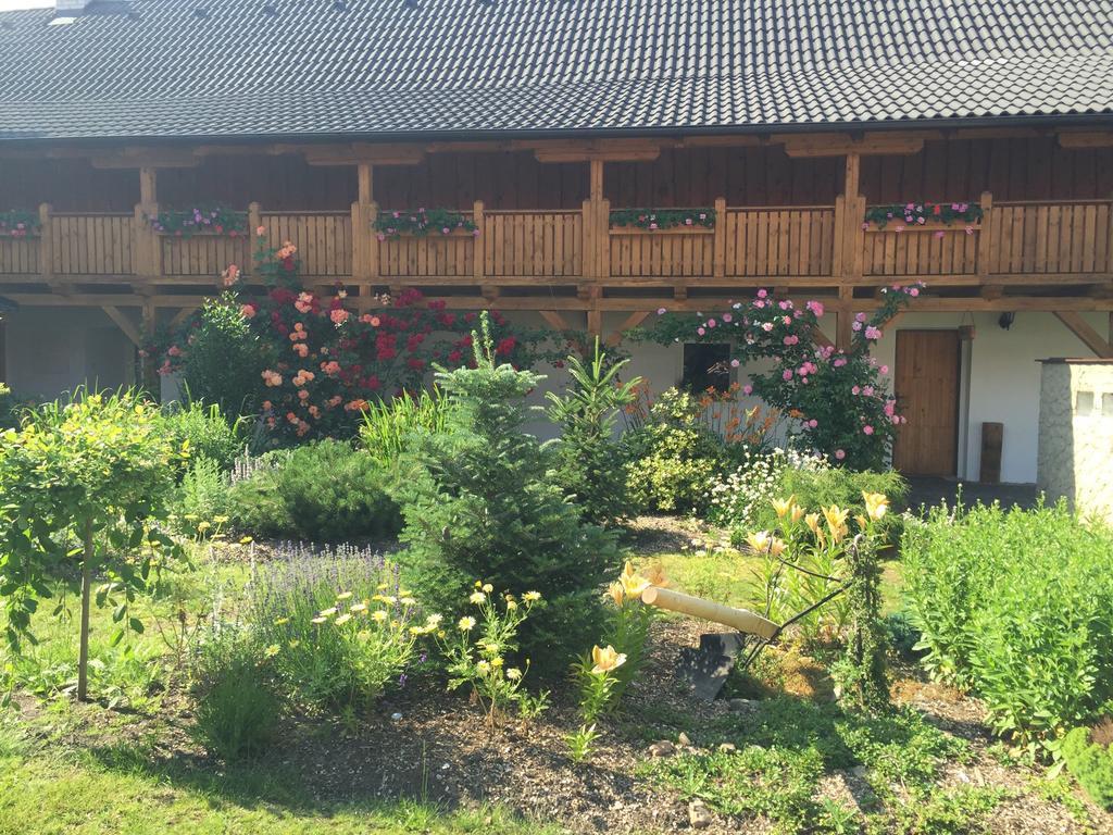 Statek 3 - Wellness & Spa Hotel Hluboká nad Vltavou Kültér fotó