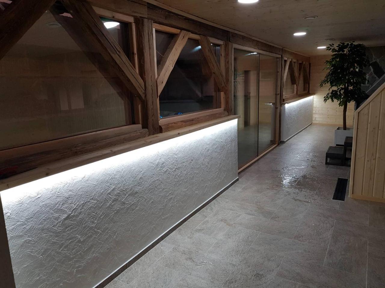 Statek 3 - Wellness & Spa Hotel Hluboká nad Vltavou Kültér fotó