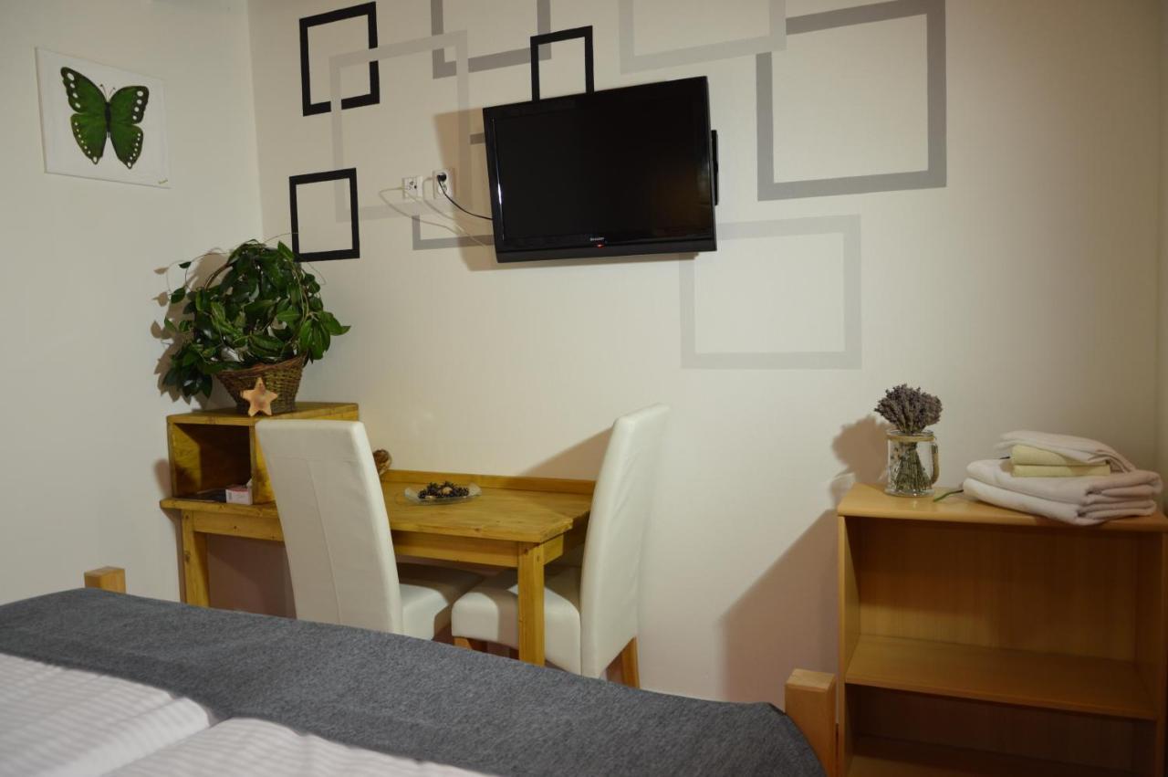 Statek 3 - Wellness & Spa Hotel Hluboká nad Vltavou Kültér fotó