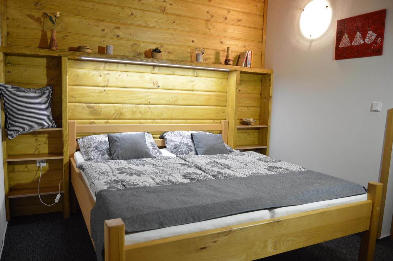 Statek 3 - Wellness & Spa Hotel Hluboká nad Vltavou Kültér fotó