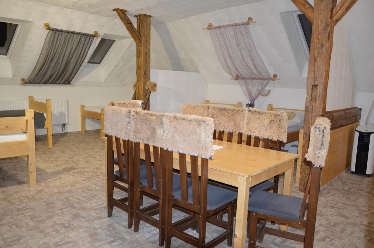 Statek 3 - Wellness & Spa Hotel Hluboká nad Vltavou Kültér fotó